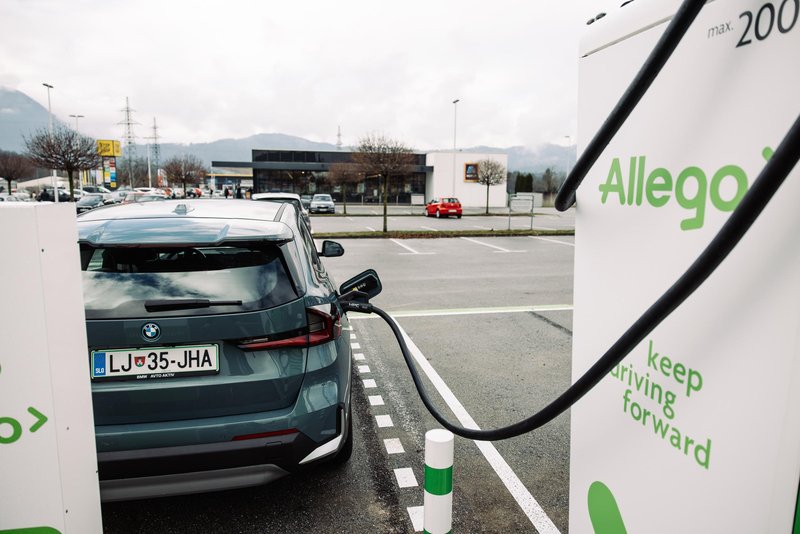 Vozniki električnih avtomobilov, pozor!