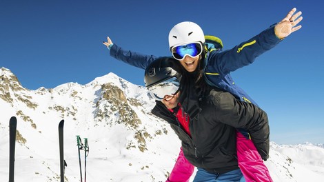 Novi digitalni Karving magazin razkriva vse, kar morate vedeti, preden se podate na naslednjo smučarsko avanturo