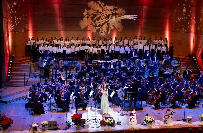 Božič v Ljubljani s simfoniki Cantabile