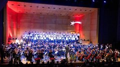 Božič v Ljubljani s simfoniki Cantabile