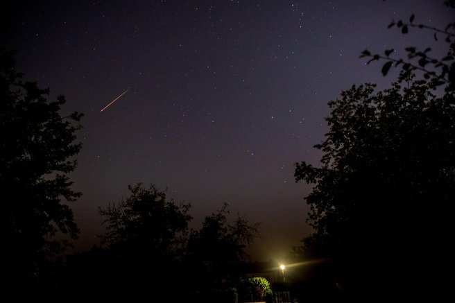 Utrinki bodo razsvetlili nočno nebo: to je datum, ki ga romantiki decembra ne smete zamuditi