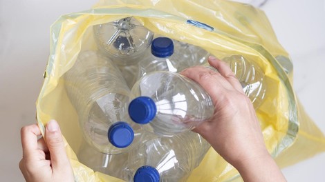 plastenka pokrovček plastična steklenica