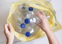 Po zamašku, ki se ne sname, še ena novost pri plastenkah: takole bodo videti po novem