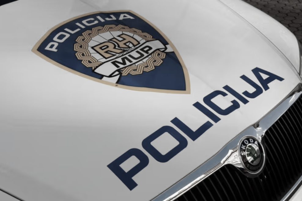 Umor in poskus samomora v središču Reke: našli hudo poškodovano žensko in moškega s poškodbami vratu (foto: Profimedia)