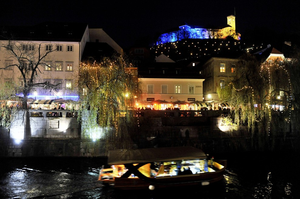 Ljubljanski advent tujci povzdigujejo v višave: na tej laskavi lestvici smo premagali celo Hrvate (foto: Žiga Živulovič jr./Bobo)