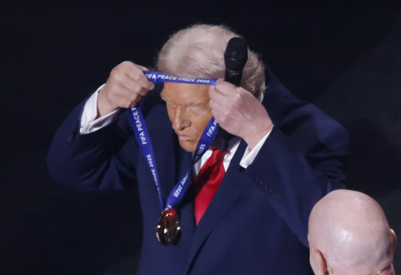 Podpora Donaldu Trumpu se krha, Fifa pa ga je presenetila z žrebom za SP 2026