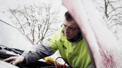 To je 5 najbolj pogostih napak, ki 'ubijajo' avtomobilske akumulatorje