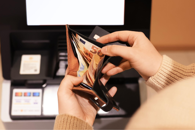 bančna kartica gotovina bankomat