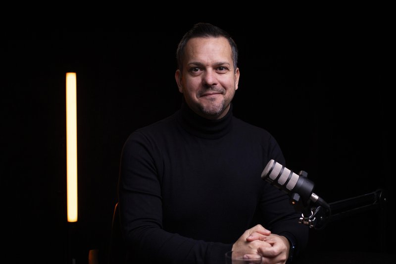 Uroš Maklič, EasyPark Slovenija: "Moja vizija je, da Slovenija ne sledi trendom, ampak jih soustvarja!"