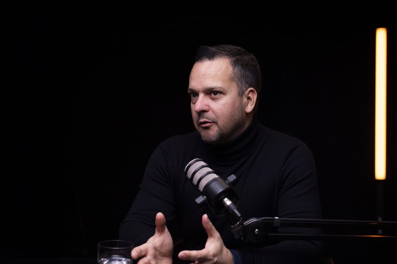 Uroš Maklič, EasyPark Slovenija: "Moja vizija je, da Slovenija ne sledi trendom, ampak jih soustvarja!"