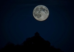 Znanstveniki na Luni naleteli na srhljivo nevarnost: gre za resno grožnjo, to spremeni vse, kar smo vedeli