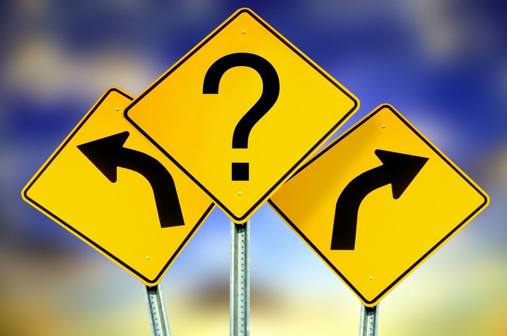 Kaj je levica in kaj desnica? Pregled političnih vrednot in idej, ki oblikujejo sodobno Slovenijo (foto: Profimedia)