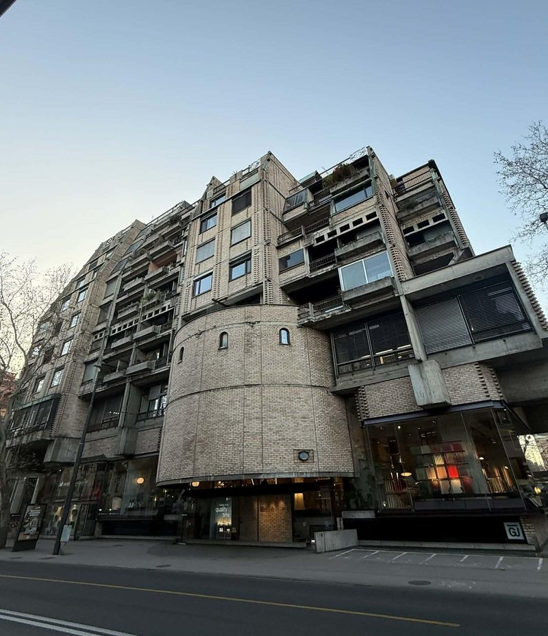 Ferantov vrt blok stanovanja Ljubljana Edvard Ravnikar