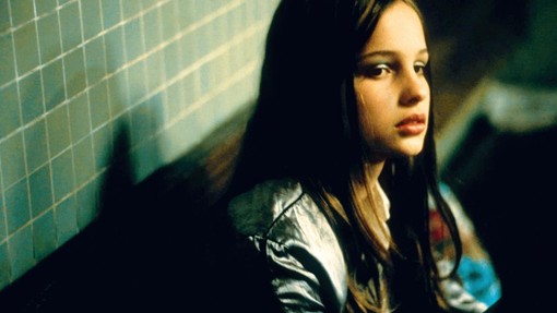 Tako daness živi 63-letna Christiane F.: njena življenjska zgodba, opisana v knjigi "Mi, otroci s postaje Zoo", je svoje čase pretresla ves svet