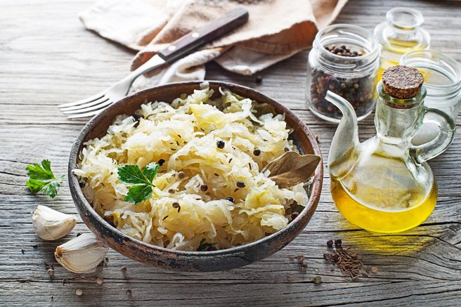 Obogatite svoj zimski jedilnik s temi 4 fermentiranimi izdelki