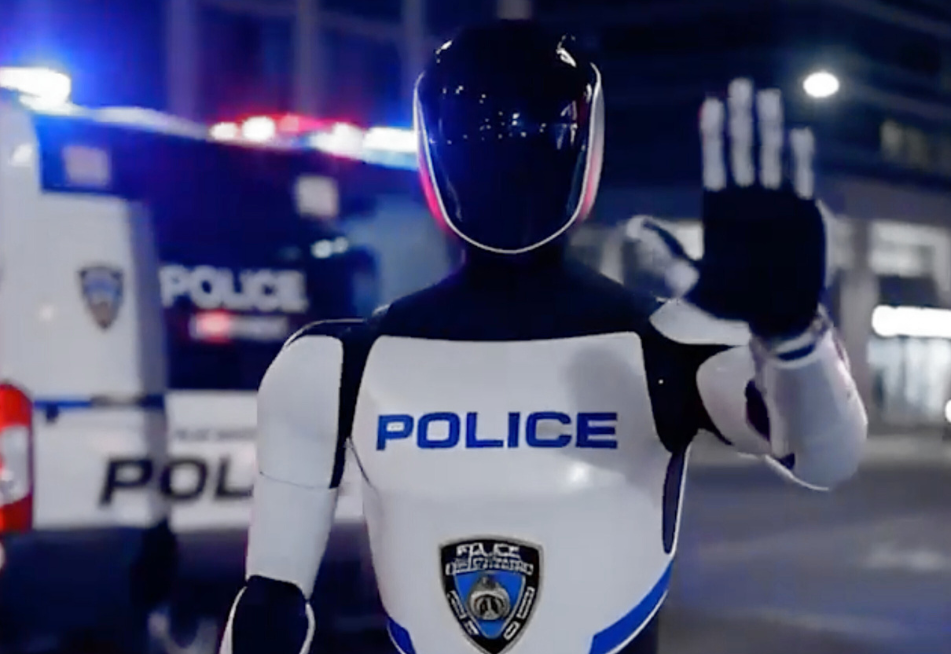 STROJI, KI BODO PRESEGLI ČLOVEKA Umetna inteligenca je že nekaj časa ena od globalnih tem, ki so neprestano v ospredju. …