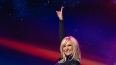 Spektakel She Rocks Nuša Derenda