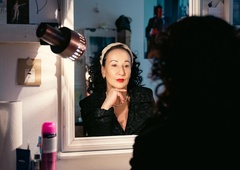 Vrhunski umetnici v intimnem dialogu: literarno-glasbeni recital, ki ga ne gre zamuditi