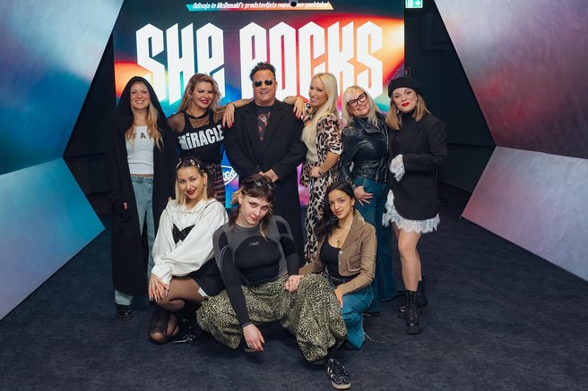 Spektakel, She Rocks