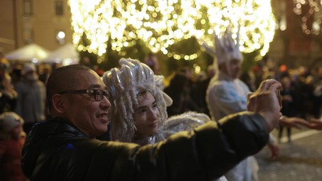 Ledena kraljica povorka