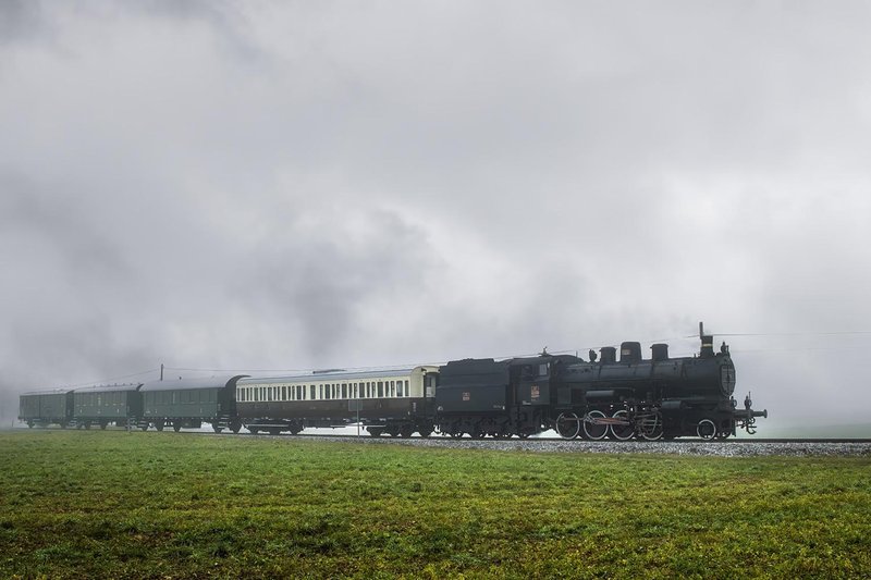 Muzejski vlak Slovenskih železnic se vrača na tire