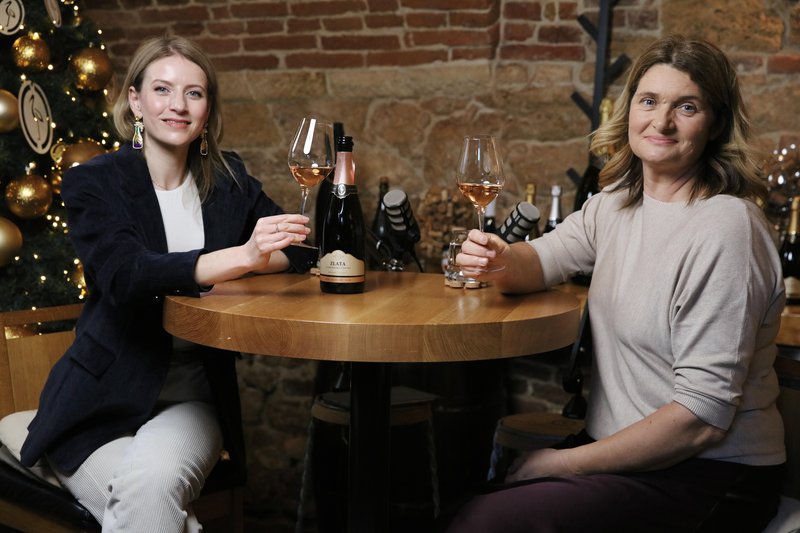 Klavdija Topolovec Špur podkast o viinu Iz trte izlito