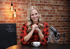 Tinkara Fortuna iskreno o žongliranju med različnimi vlogami v življenju: "Najtežja naloga je biti starš in vzgajati"