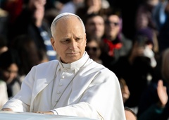 Na dan pricurjale nenavadne podrobnosti o Papežu Leonu XIV., ki jih ne bi nikdar uganili