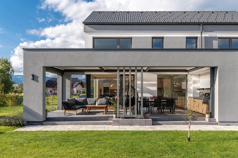 Bivalno udobje v hišah Lumar – dom, ki postane druga koža