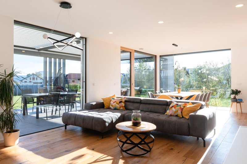 Bivalno udobje v hišah Lumar – dom, ki postane druga koža