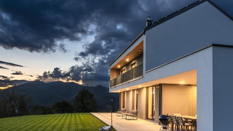 Bivalno udobje v hišah Lumar – dom, ki postane druga koža