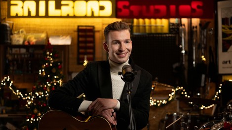 Žiga Jelar videospot Smeh in toplina