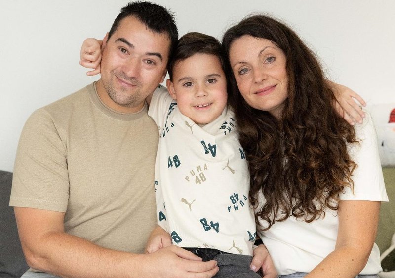 7-letni Teo zdravljenje genska terapija