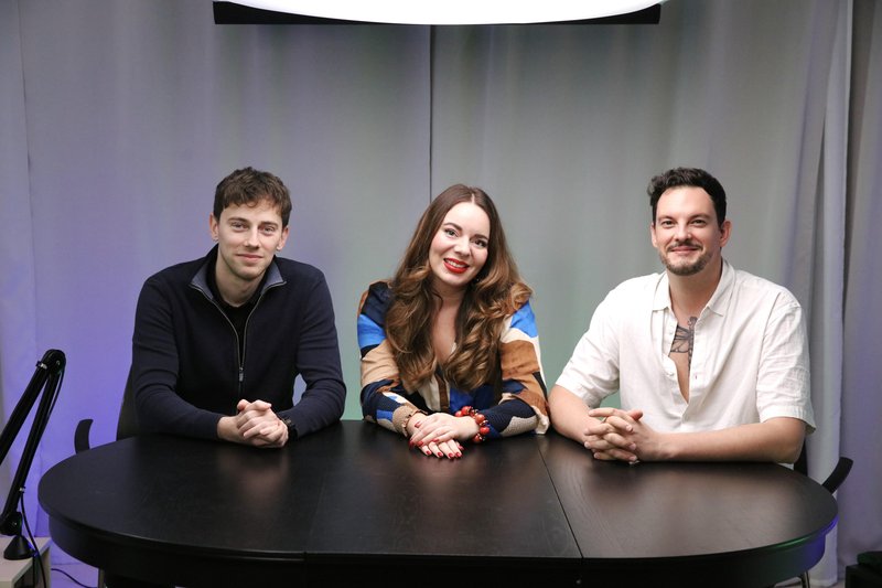 V podkastu Tvoj glas 26 tokrat mladi o problematiki trga dela, predragih stanovanjih in tudi vplivu družbenih omrežij