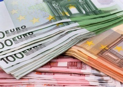 V Sloveniji se zaradi božičnice dogajajo osupljive svinjarije! Podjetja goljufajo na vse možne načine, ena poteza močno izstopa