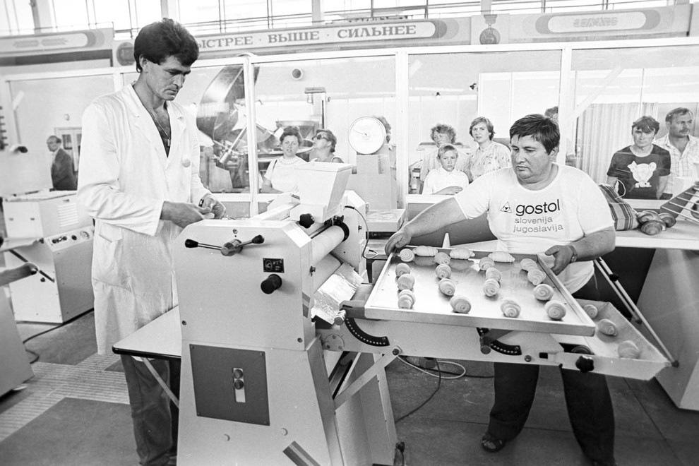 jugoslavija breskvice sladica zgodovina hrana kulinarika preteklost