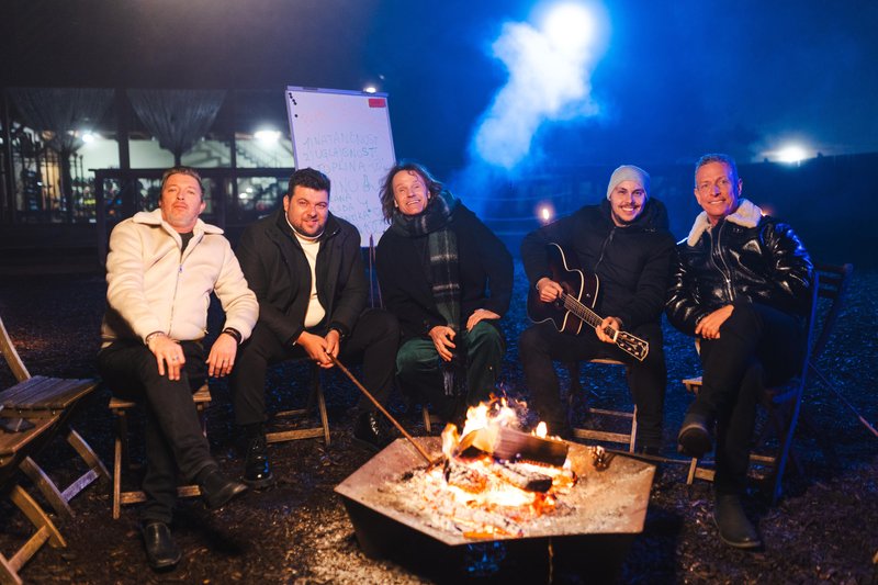 Skupina Victory Tomo Primc Teja Ljubič videospot Ali boš še verjela