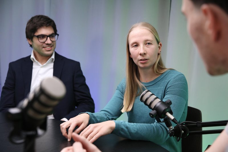 V podkastu Tvoj glas podjetni mladi o visokih davkih, problematiki zdravstva in odločitvah za prihodnost
