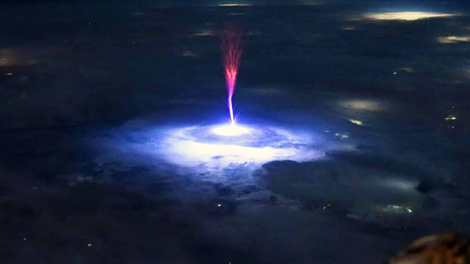 nasa astronomi vesoljci nevihta posnetek osupljivo nebo vesolje