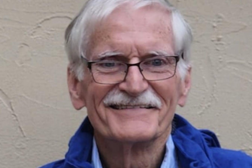 Umrl je avtor ene najmanjših, a najkoristnejših lastnosti praktično vsakega avtomobila