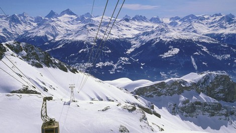 crans montana svica tragedija smrt novo leto eksplozija