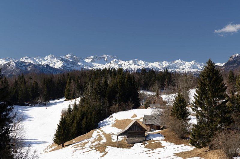 Triglavski narodni park zima sneg