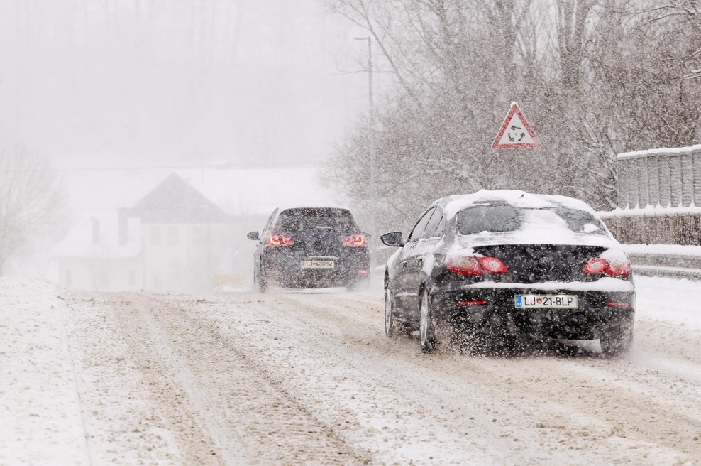 Kdaj se bodo končale vremenske preglavice? Arso za del države izdal oranžno opozorilo (foto: Borut Živulović/Bobo)