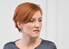 Asta Vrečko gre v tožbo proti slovenskemu mediju: znano je, kaj jo je tako razjezilo