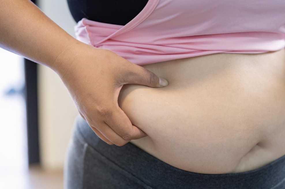 Največja jutranja napaka, ki jo počne večina ljudi: zaradi te navade se maščoba kopiči okoli trebuha, sladkor pa ponori (foto: Profimedia)