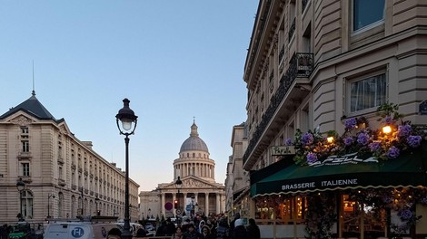 Mesto, ki ga množice preprosto obožujejo: spet prvo na seznamu najprivlačnejših mest za turiste