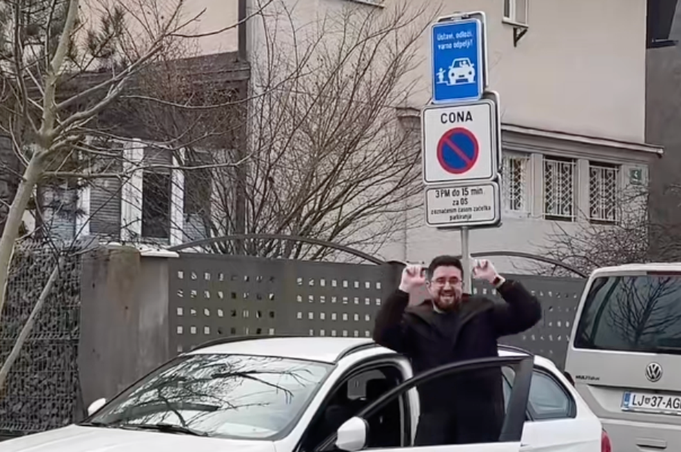 Skoraj neopazna novost na ljubljanskih ulicah: 23 znakov, ki spreminjajo prometna pravila (foto: TikTok/mestnaobcinaljubljana/posnetek zaslona)