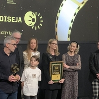 Tretja zlata rola za film Belo se pere na devetdeset