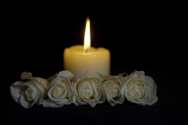 Erich von Daniken smrt sveca zalost tragedija teorija zarote vesoljci svece