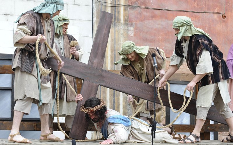 Skofja Loka skofjeloski pasijon procesija